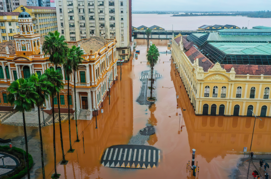 Centro de Porto Alegre inundado em maio de 2024 (foto: Gilvan Rocha / Agência Brasil)
